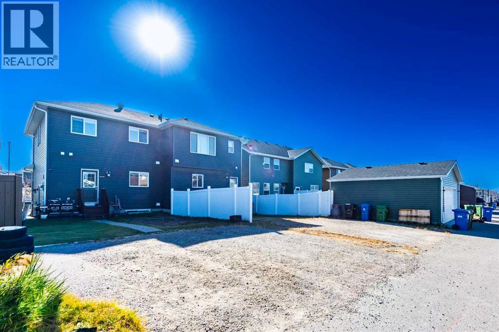 Single Family House for Sale in  Redstone Drive NE Redstone Calgary 