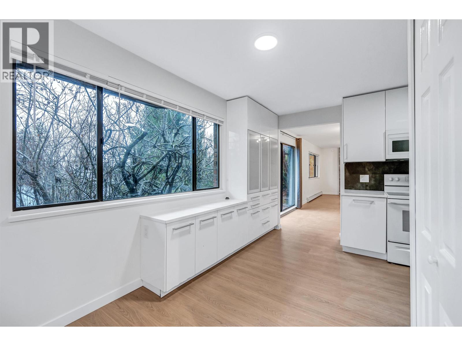 Ground Level 3507 ST. ANDREWS AVENUE, North Vancouver