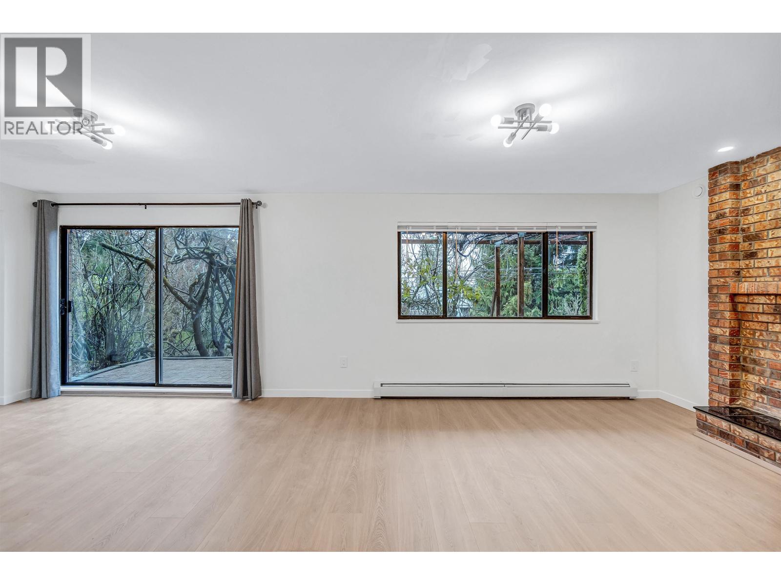 Ground Level 3507 ST. ANDREWS AVENUE, North Vancouver