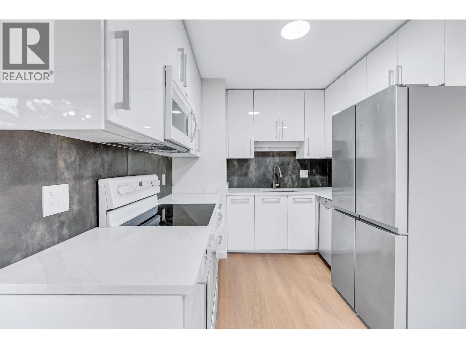 Ground Level 3507 ST. ANDREWS AVENUE, North Vancouver