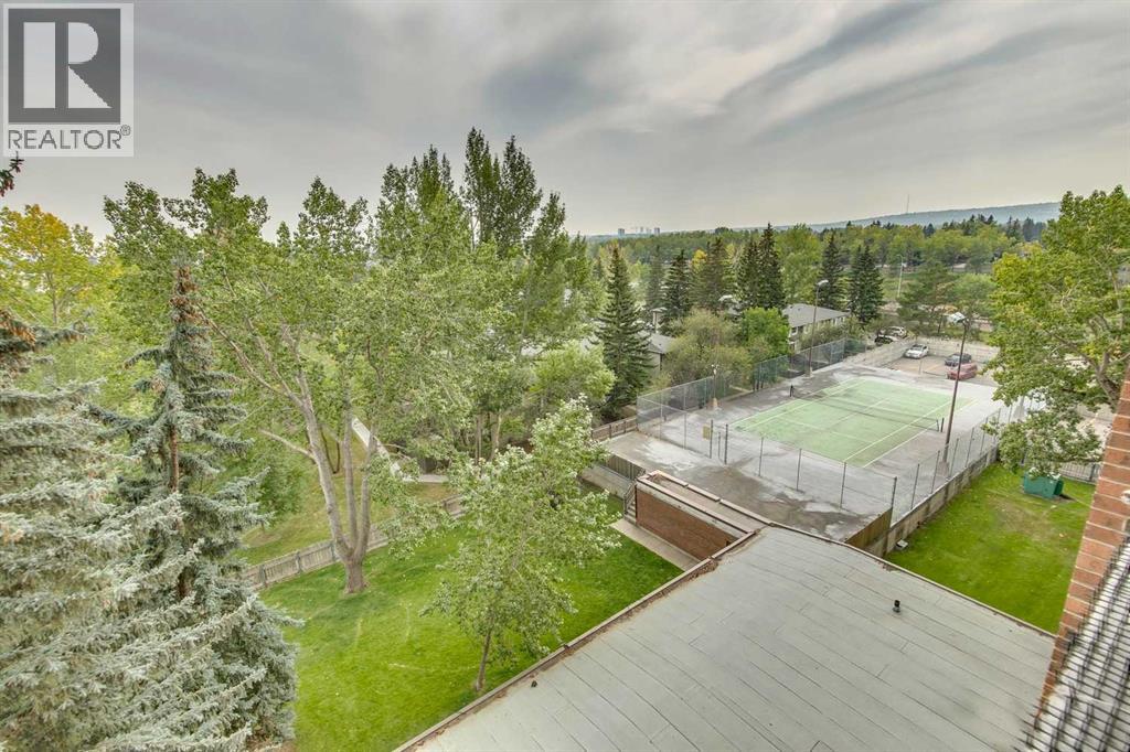 Single Family House for Sale in   Dalton Drive NW Dalhousie Calgary 