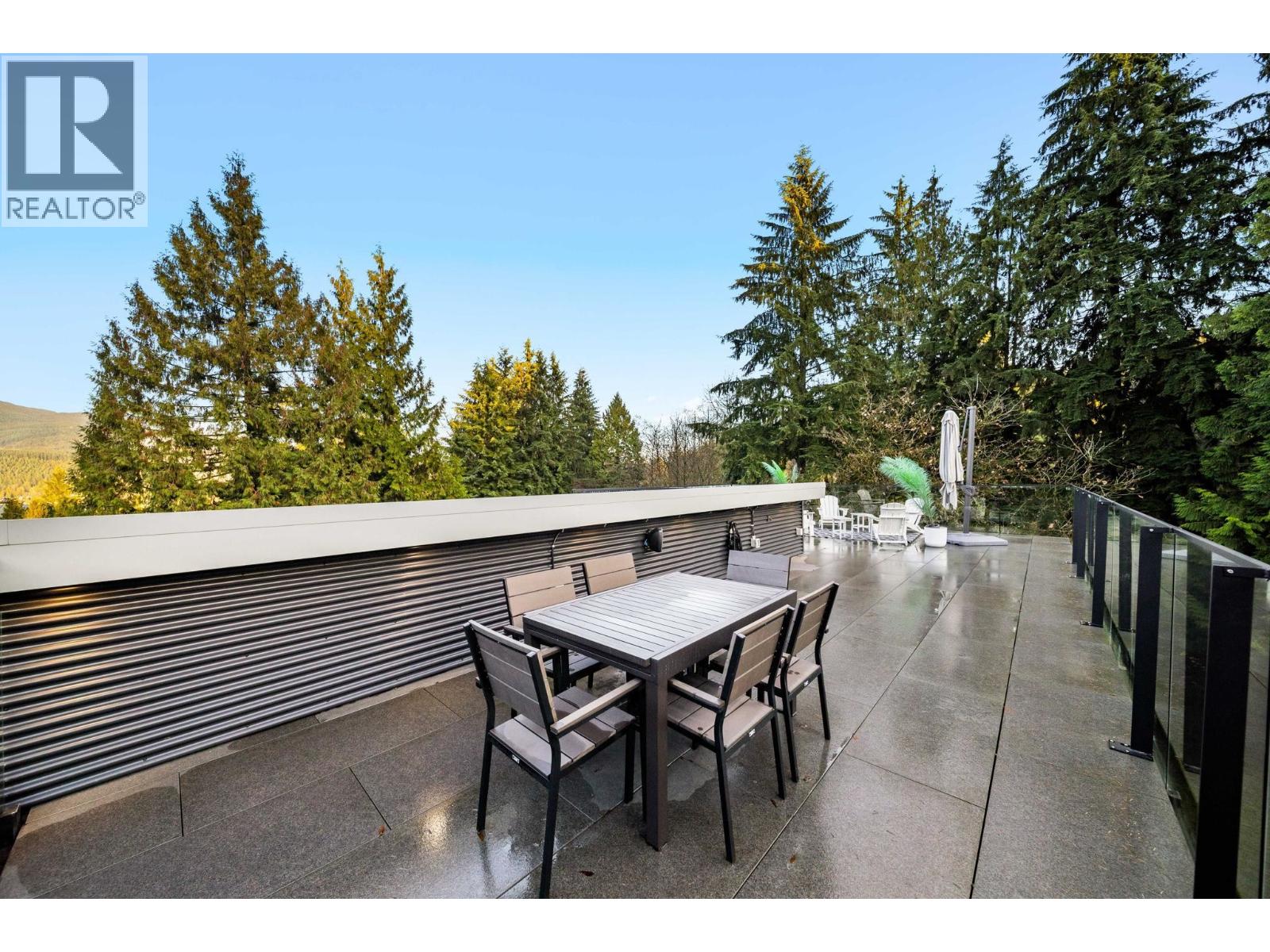 990 SEAFORTH WAY, Port Moody