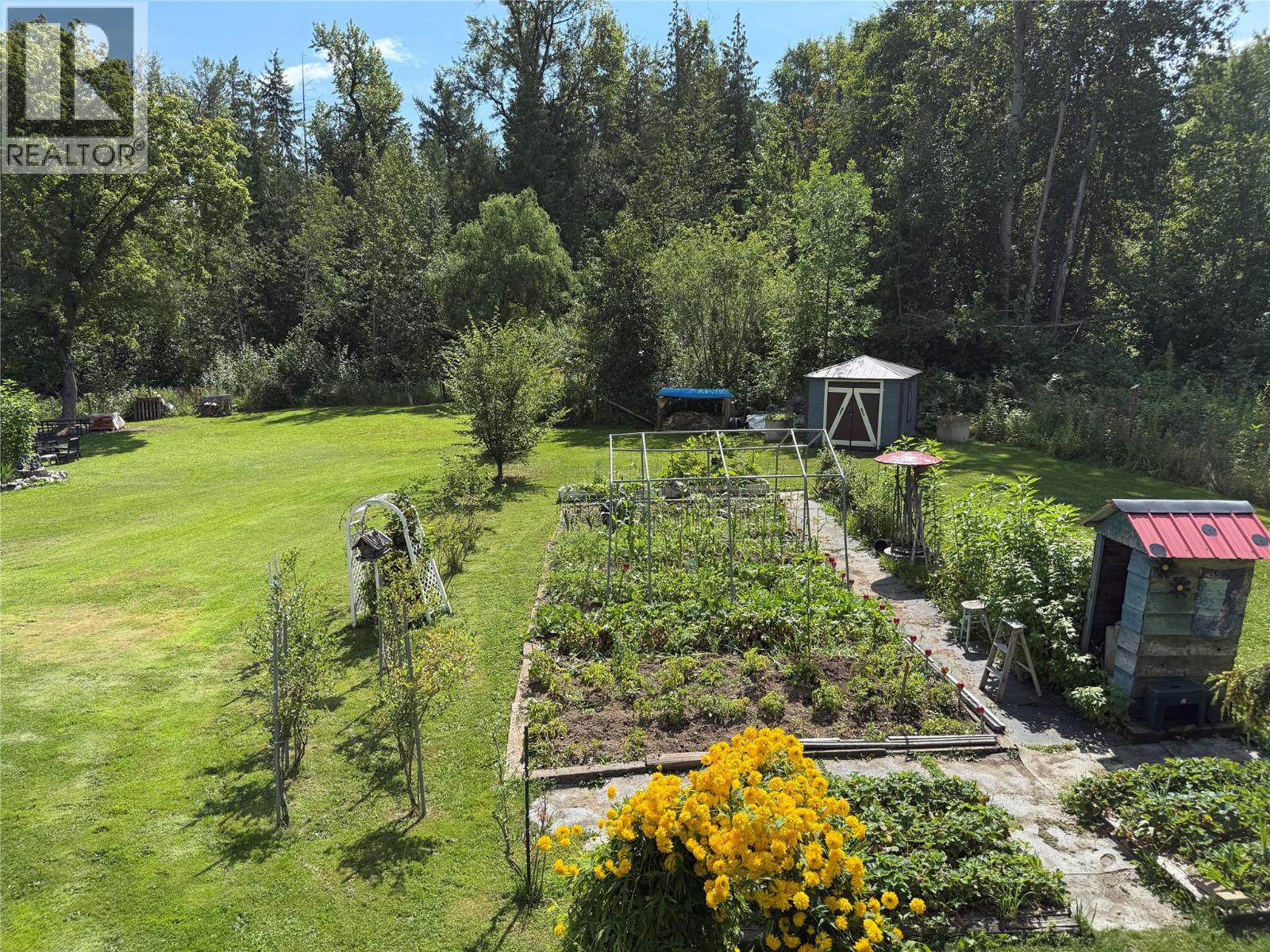 4690 44 Avenue NW, Salmon Arm