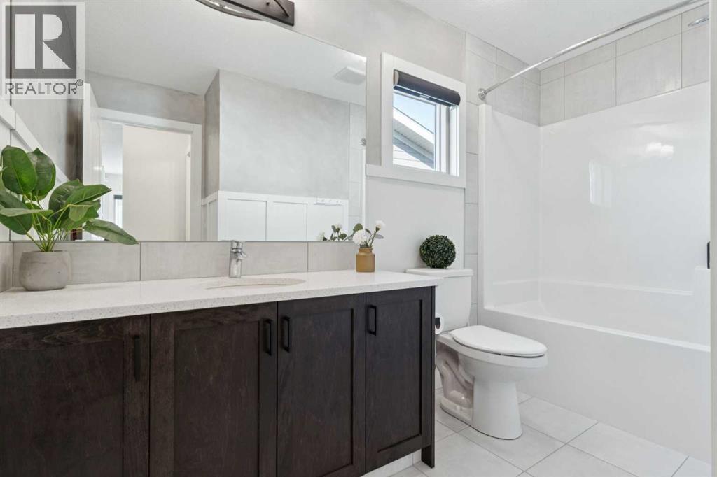 206 Riviera View, Cochrane