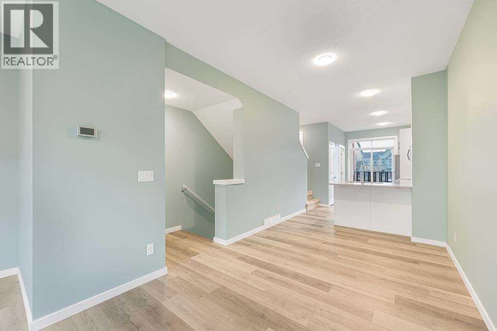 Single Family House for Sale in  Spring Willow Close SW Springbank Hill Calgary 