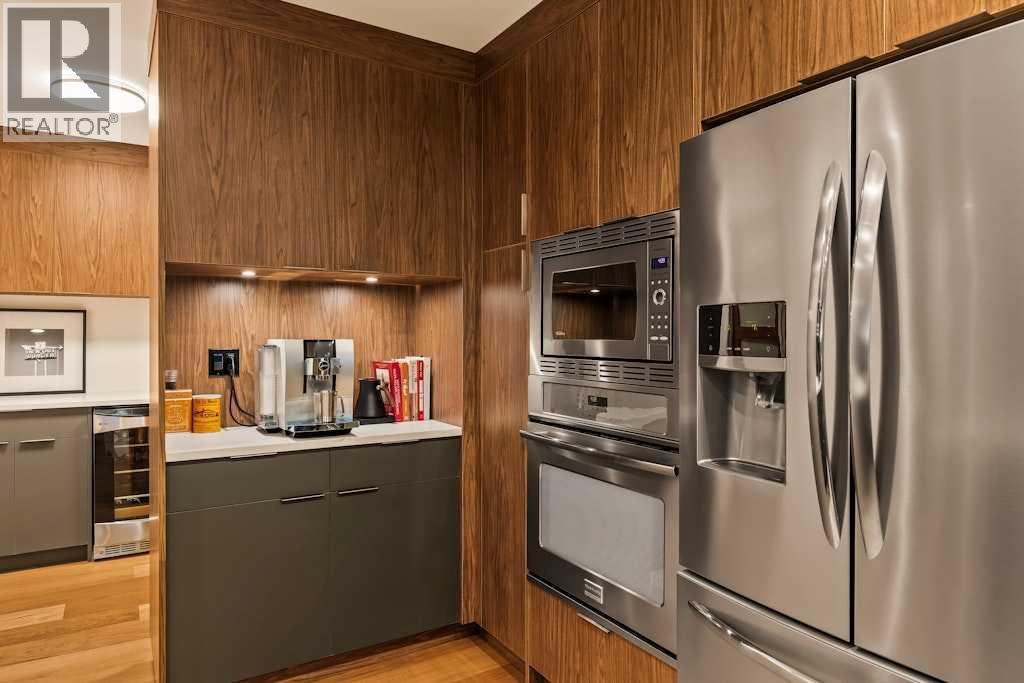 Single Family House for Sale in   Varsity Estates Drive NW Varsity Calgary 