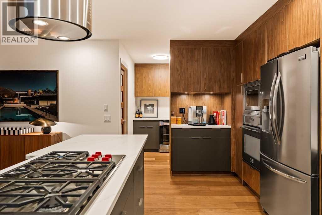 Single Family House for Sale in   Varsity Estates Drive NW Varsity Calgary 