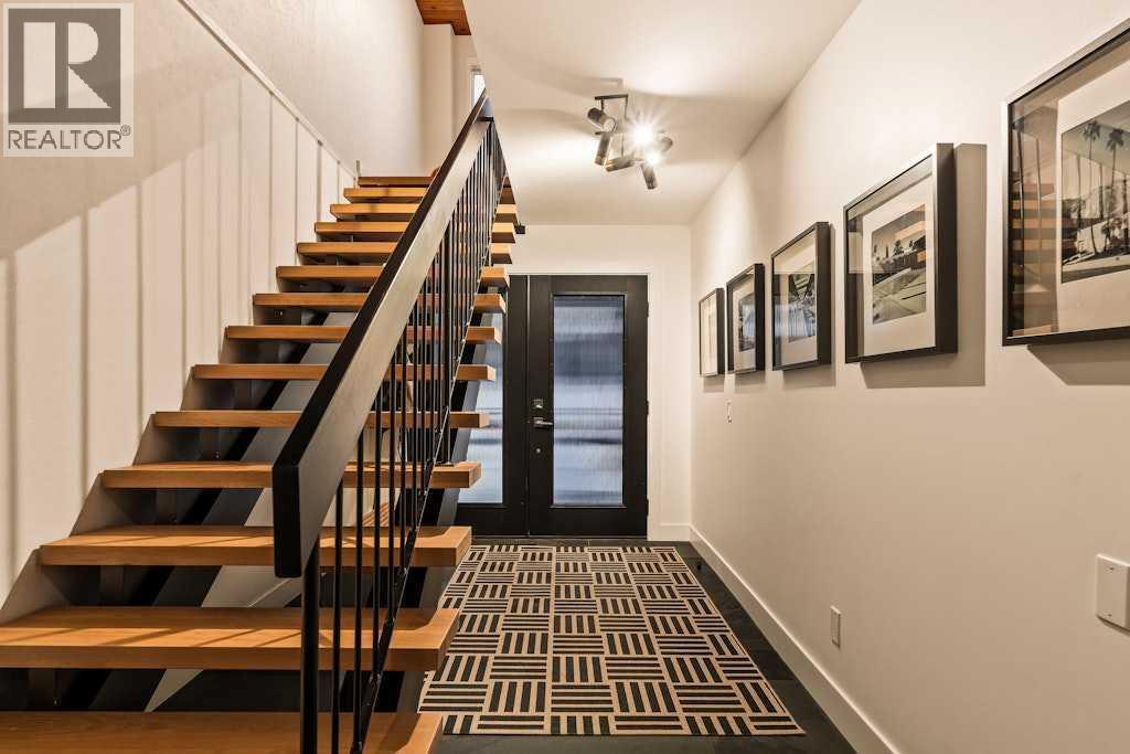 Single Family House for Sale in   Varsity Estates Drive NW Varsity Calgary 