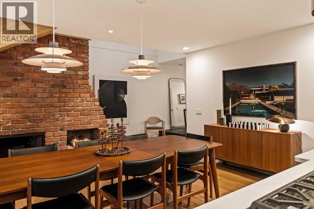 Single Family House for Sale in   Varsity Estates Drive NW Varsity Calgary 