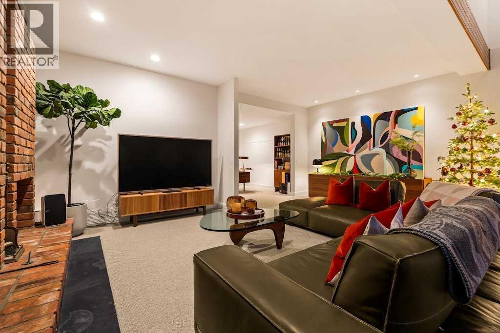 Single Family House for Sale in   Varsity Estates Drive NW Varsity Calgary 