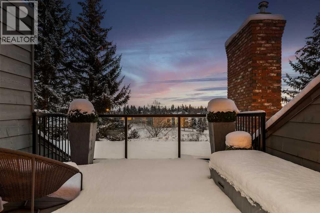 Single Family House for Sale in   Varsity Estates Drive NW Varsity Calgary 