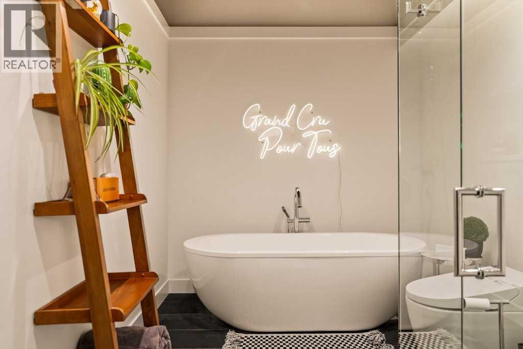 Single Family House for Sale in   Varsity Estates Drive NW Varsity Calgary 