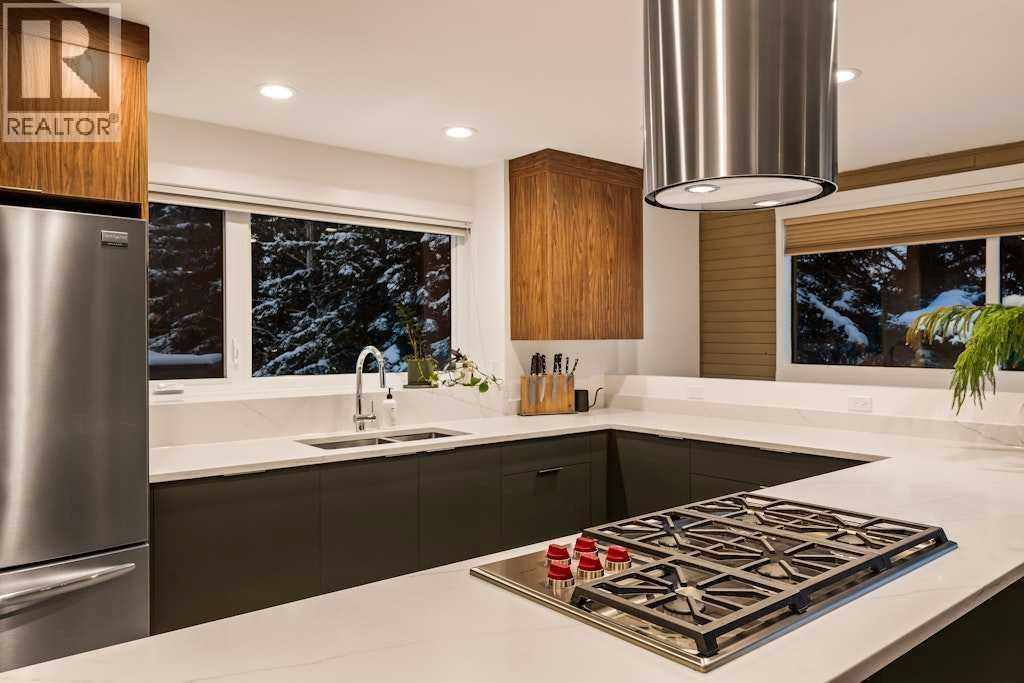 Single Family House for Sale in   Varsity Estates Drive NW Varsity Calgary 