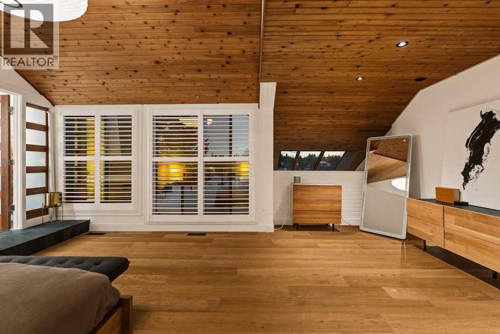 Single Family House for Sale in   Varsity Estates Drive NW Varsity Calgary 