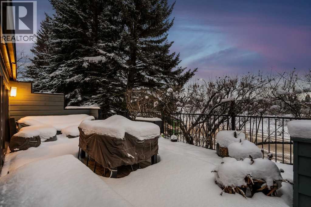 Single Family House for Sale in   Varsity Estates Drive NW Varsity Calgary 