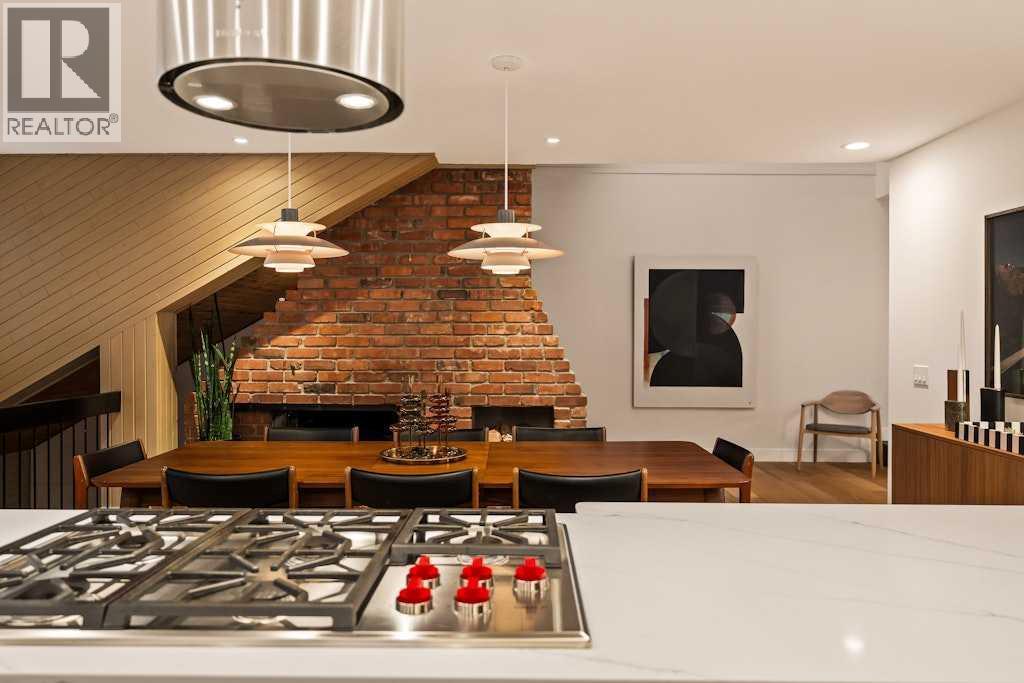 Single Family House for Sale in   Varsity Estates Drive NW Varsity Calgary 