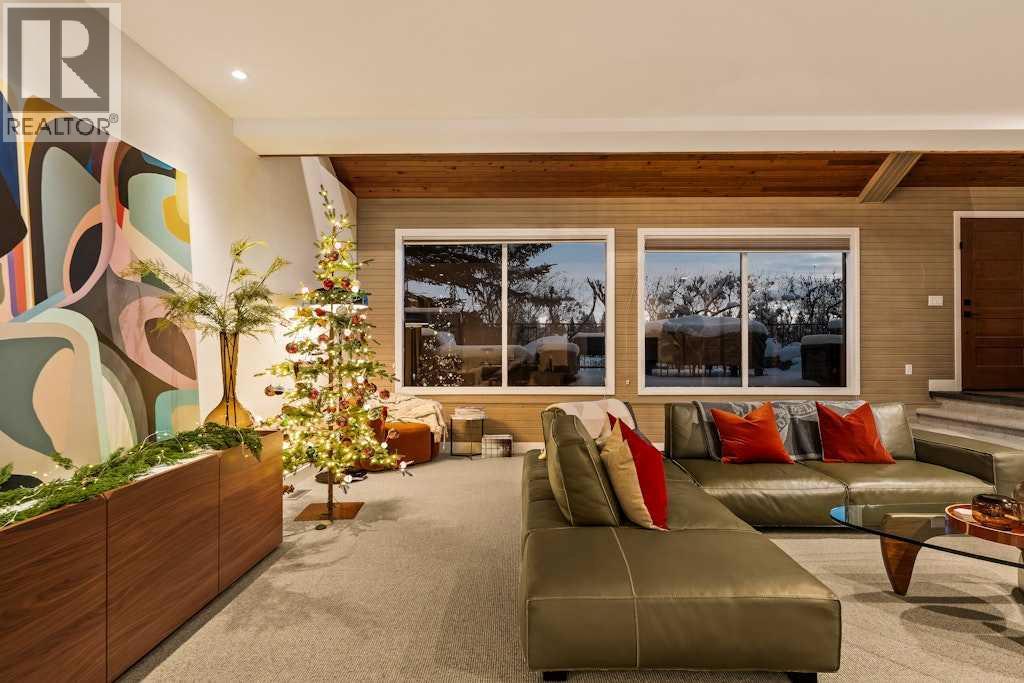 Single Family House for Sale in   Varsity Estates Drive NW Varsity Calgary 