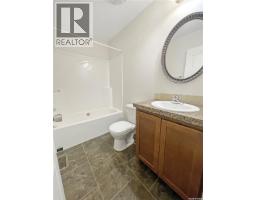 B 8470 Howard Avenue, Gull Lake, SK S0N1A0 Photo 9