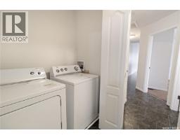 A 8470 Howard Avenue, Gull Lake, SK S0N1A0 Photo 8