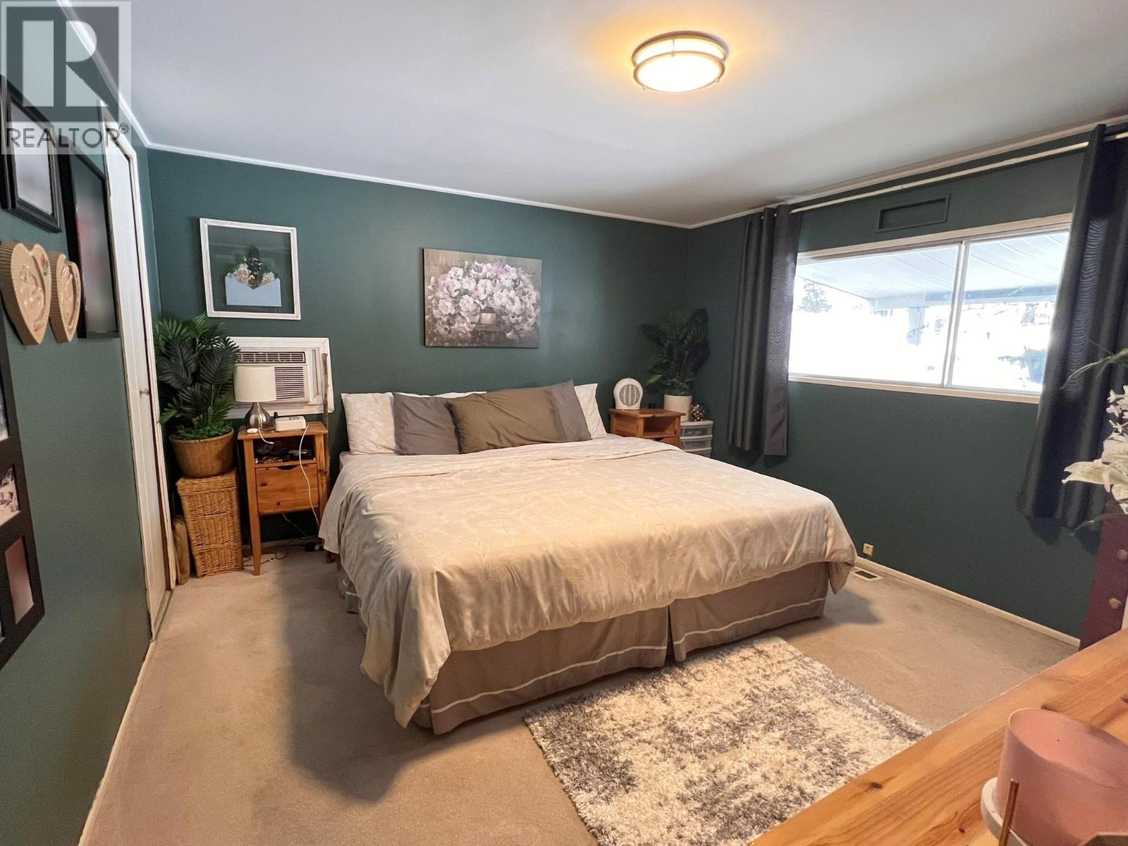 6288 MEADOWLAND CRESCENT - 17