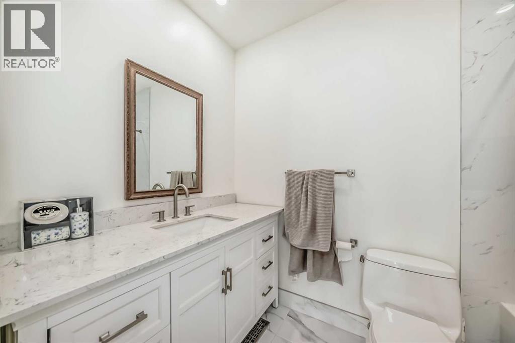 Single Family House for Sale in  SUPERIOR Avenue SW Scarboro Calgary 