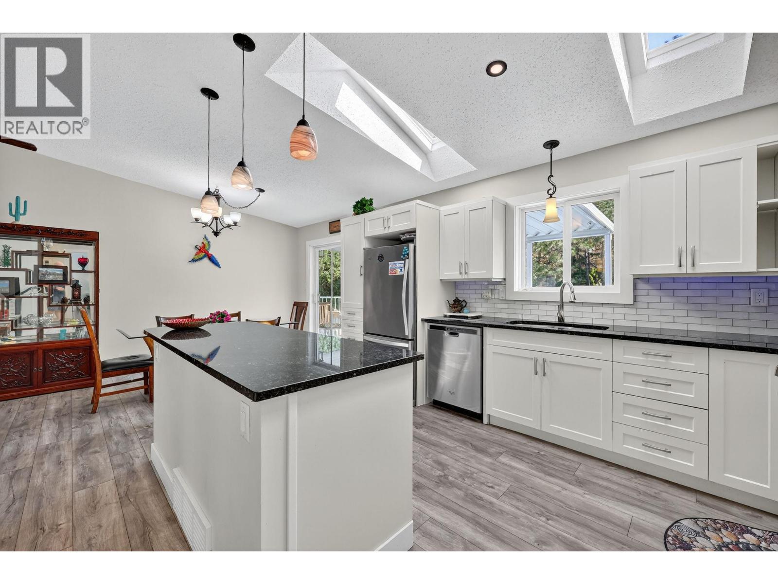 1742 DUNCAN Avenue E, Penticton