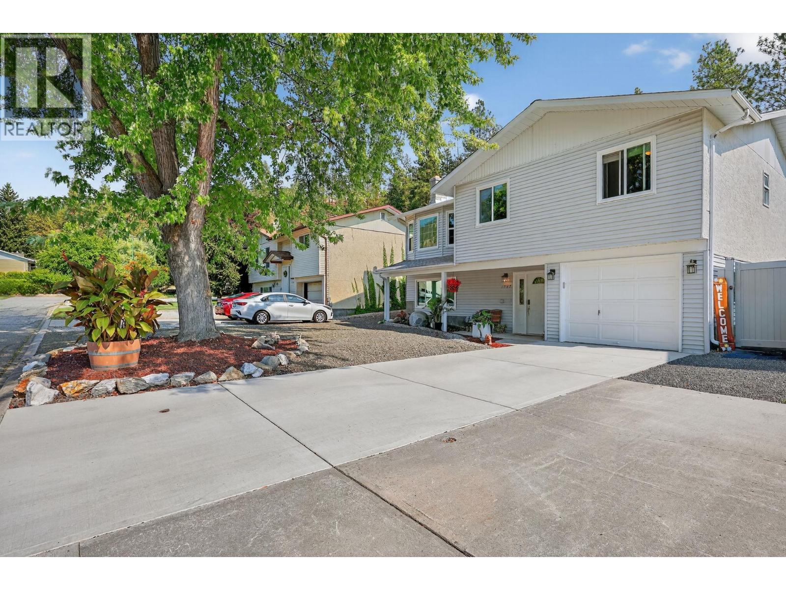 1742 DUNCAN Avenue E, Penticton