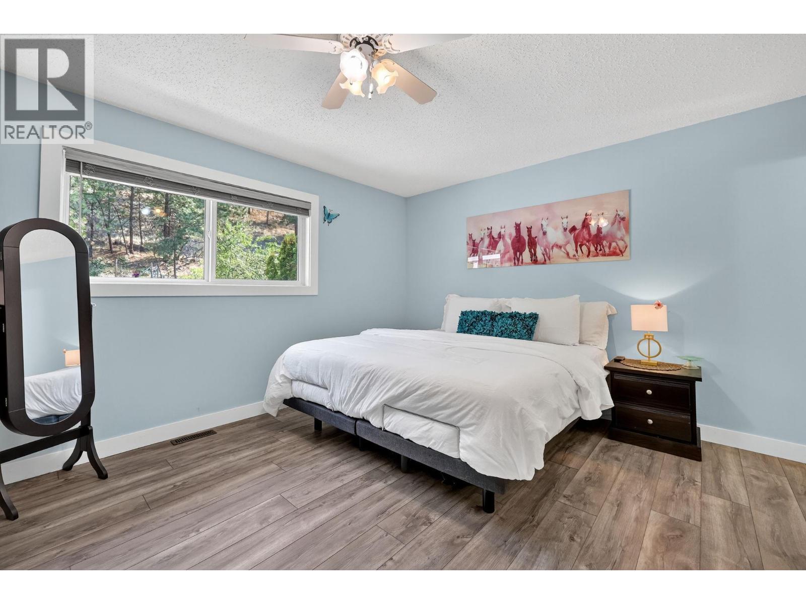 1742 DUNCAN Avenue E, Penticton