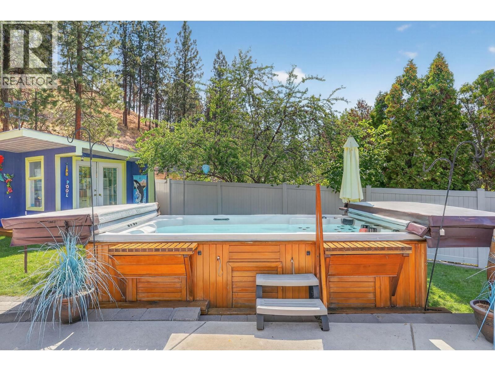 1742 DUNCAN Avenue E, Penticton