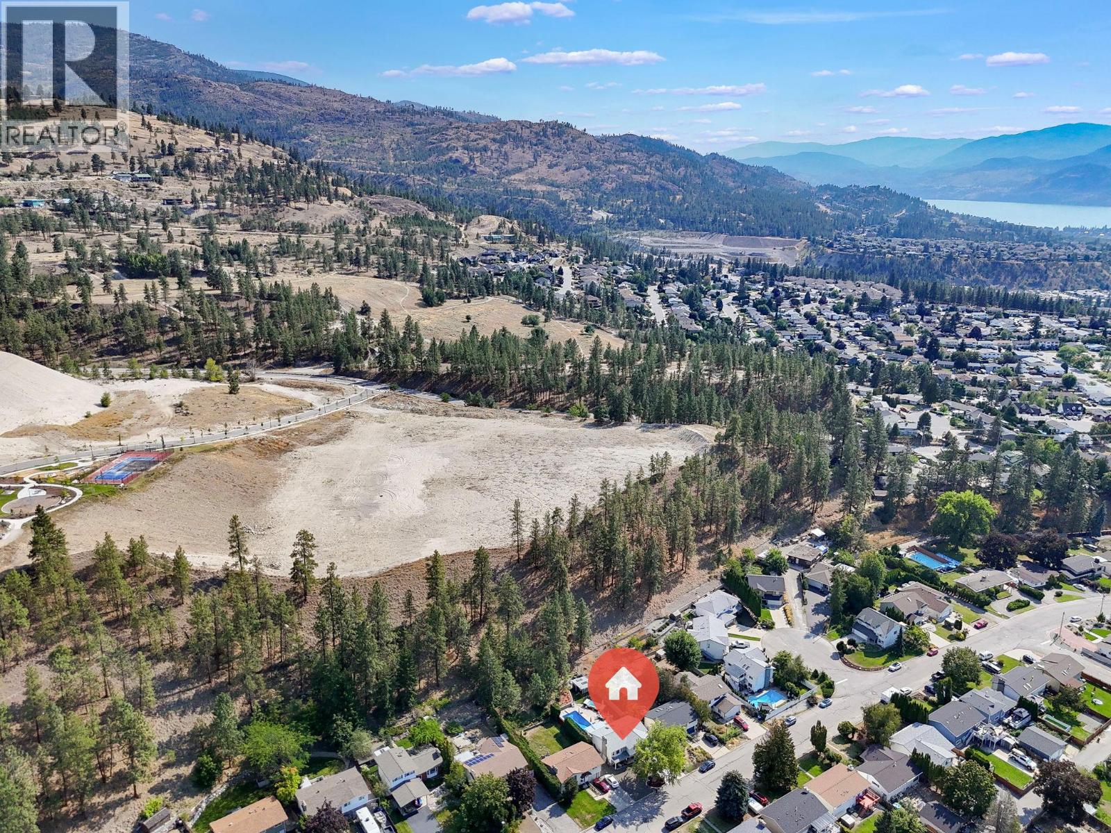 1742 DUNCAN Avenue E, Penticton