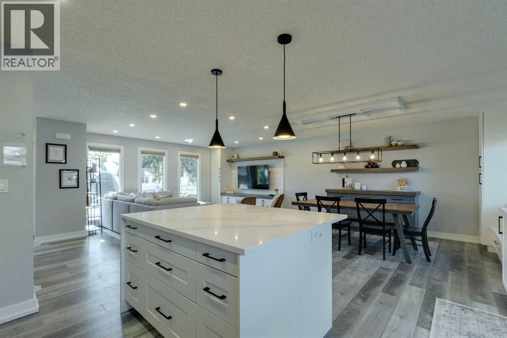 Single Family House 4 Level for Sale in  Silverdale Road NW Silver Springs Calgary 