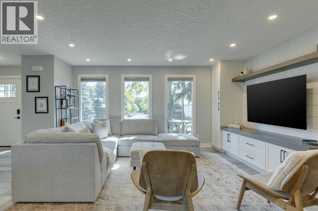 Single Family House 4 Level for Sale in  Silverdale Road NW Silver Springs Calgary 