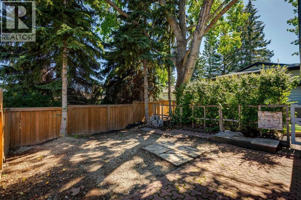 Single Family House 4 Level for Sale in  Silverdale Road NW Silver Springs Calgary 