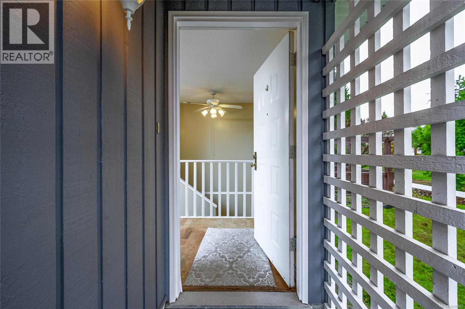 350 Garrett Rd, Qualicum Beach