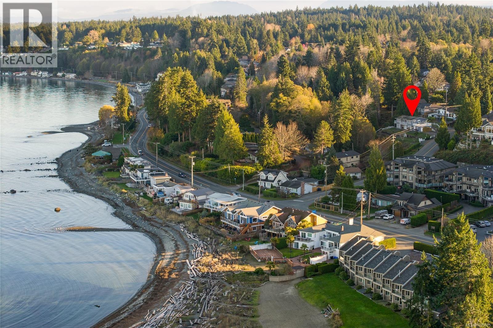 350 Garrett Rd, Qualicum Beach