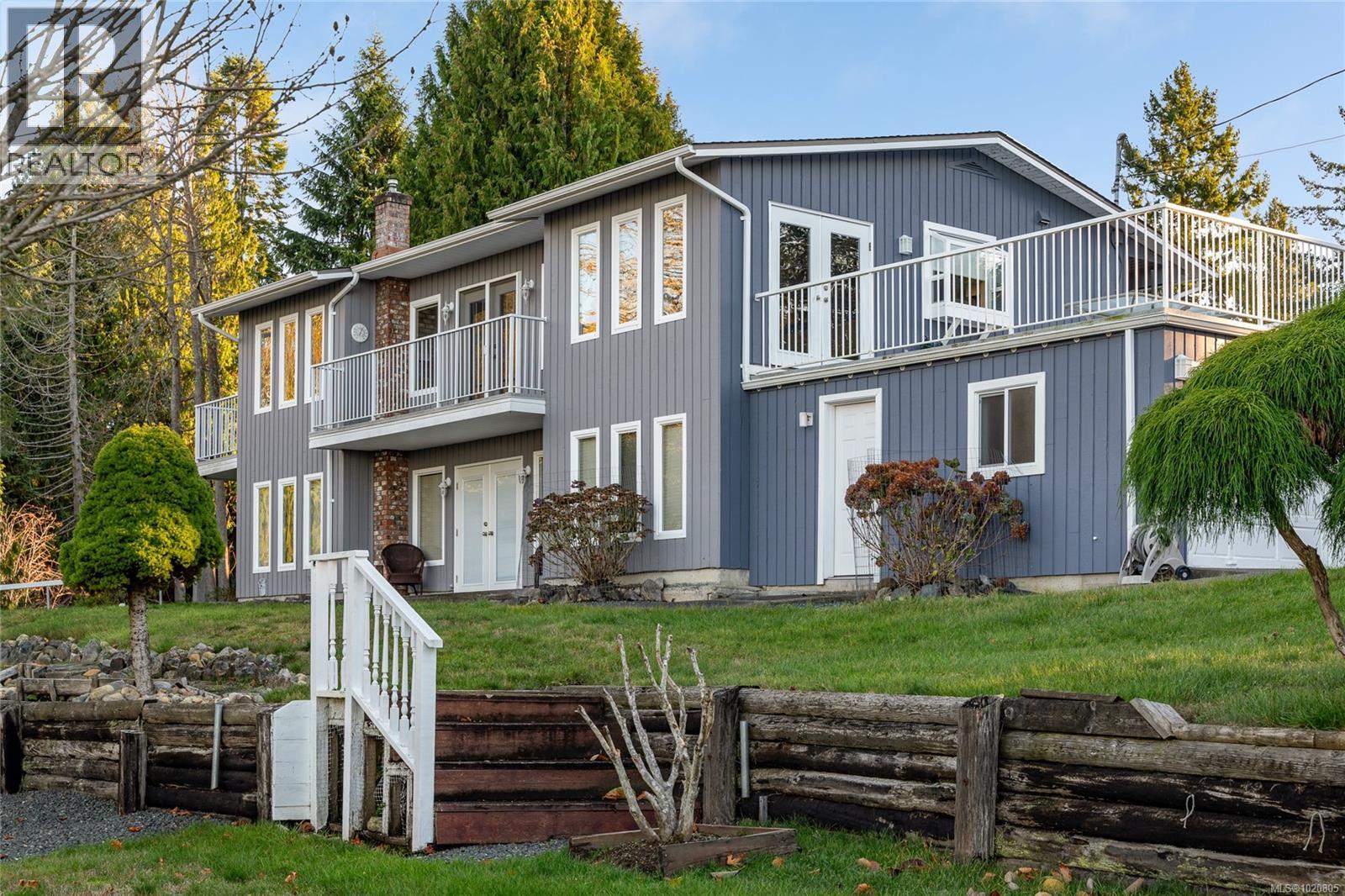 350 Garrett Rd, Qualicum Beach