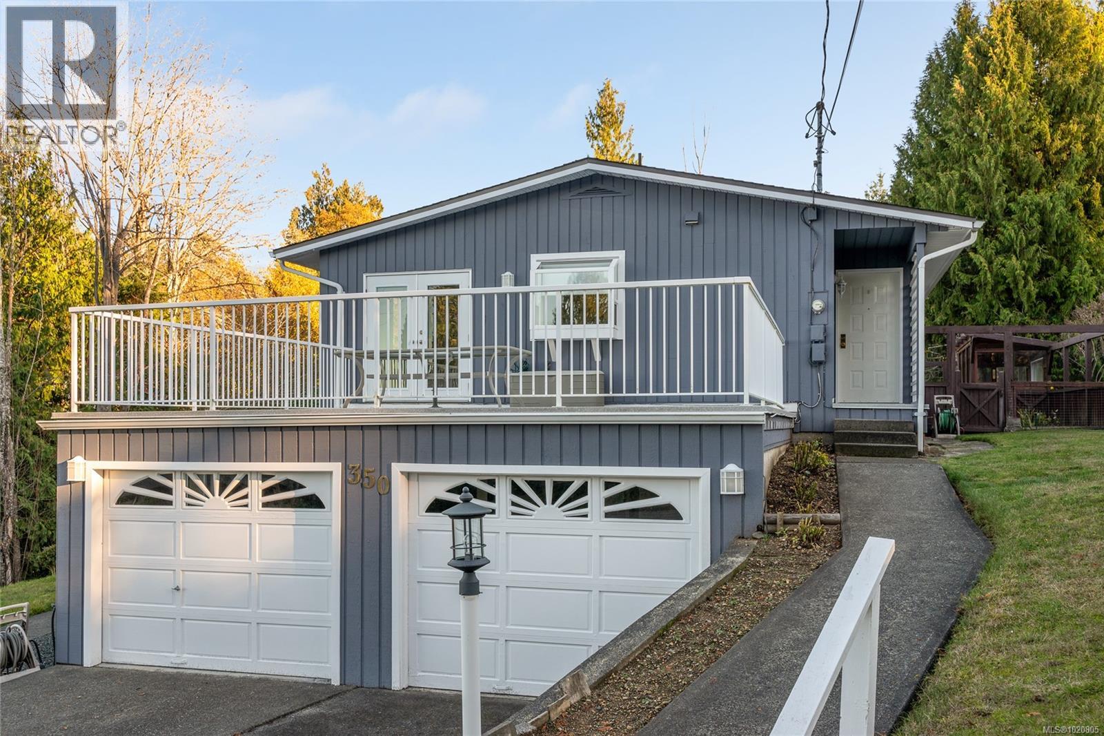 350 Garrett Rd, Qualicum Beach