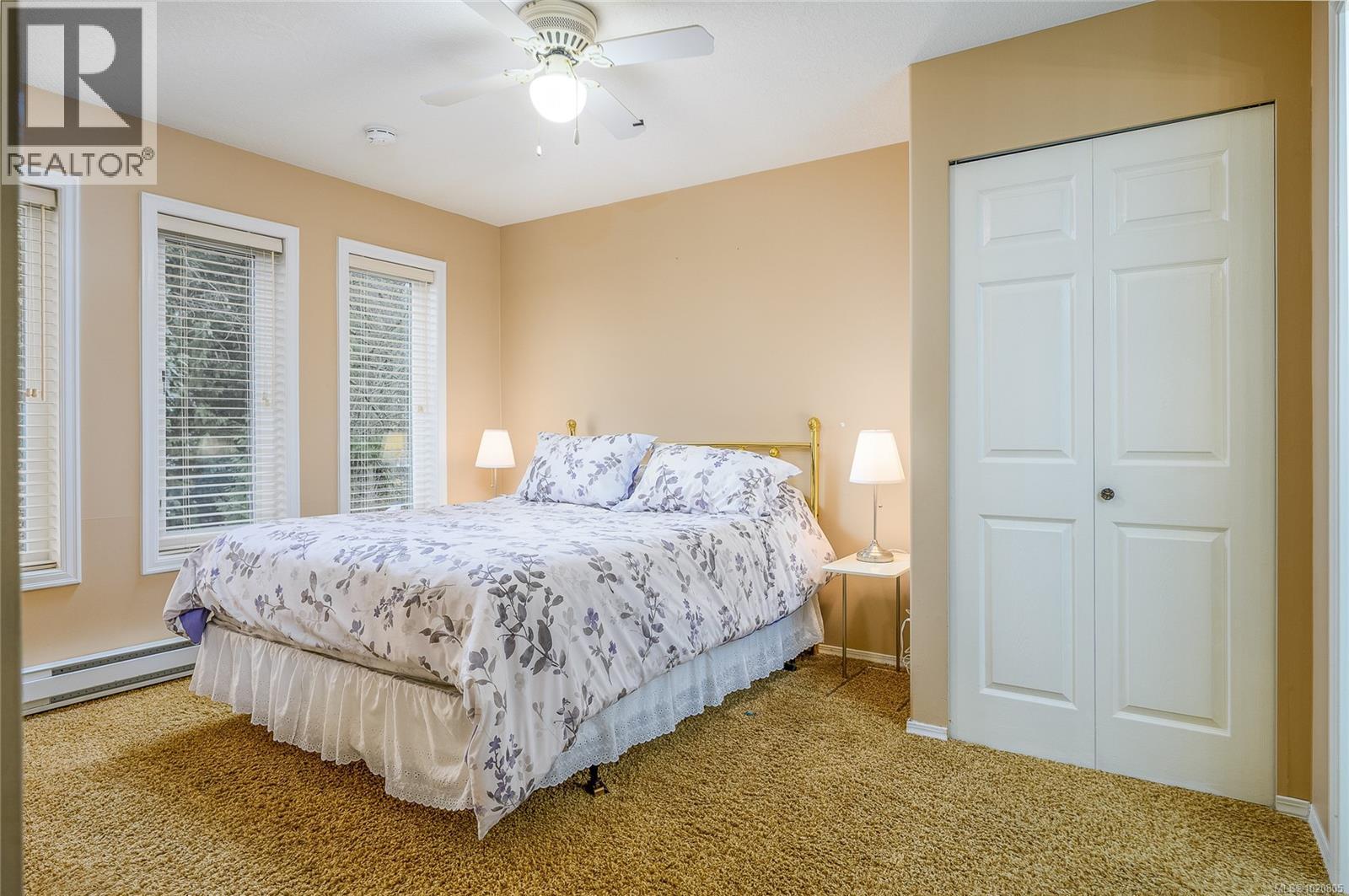 350 Garrett Rd, Qualicum Beach