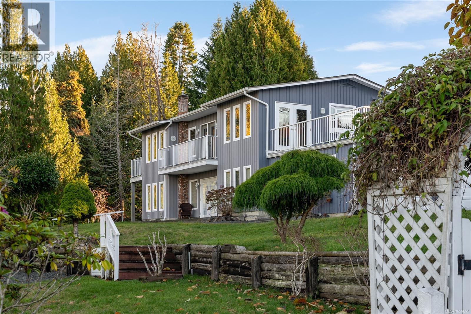 350 Garrett Rd, Qualicum Beach