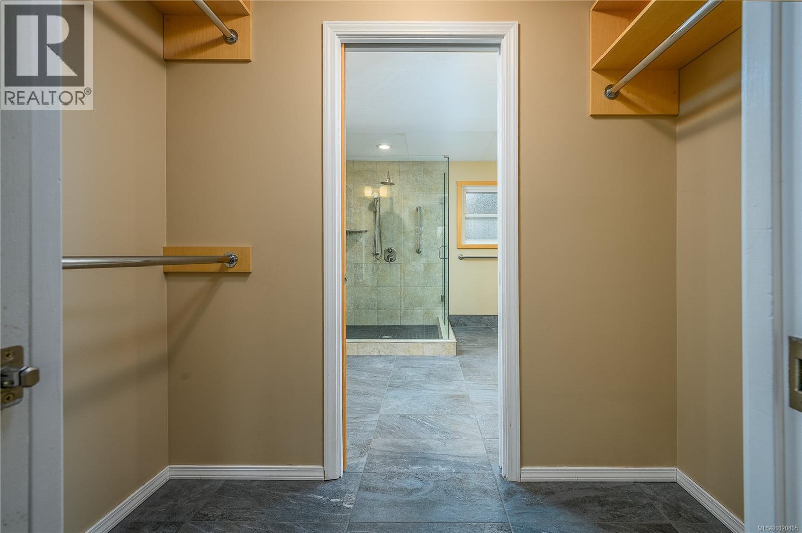 350 Garrett Rd, Qualicum Beach