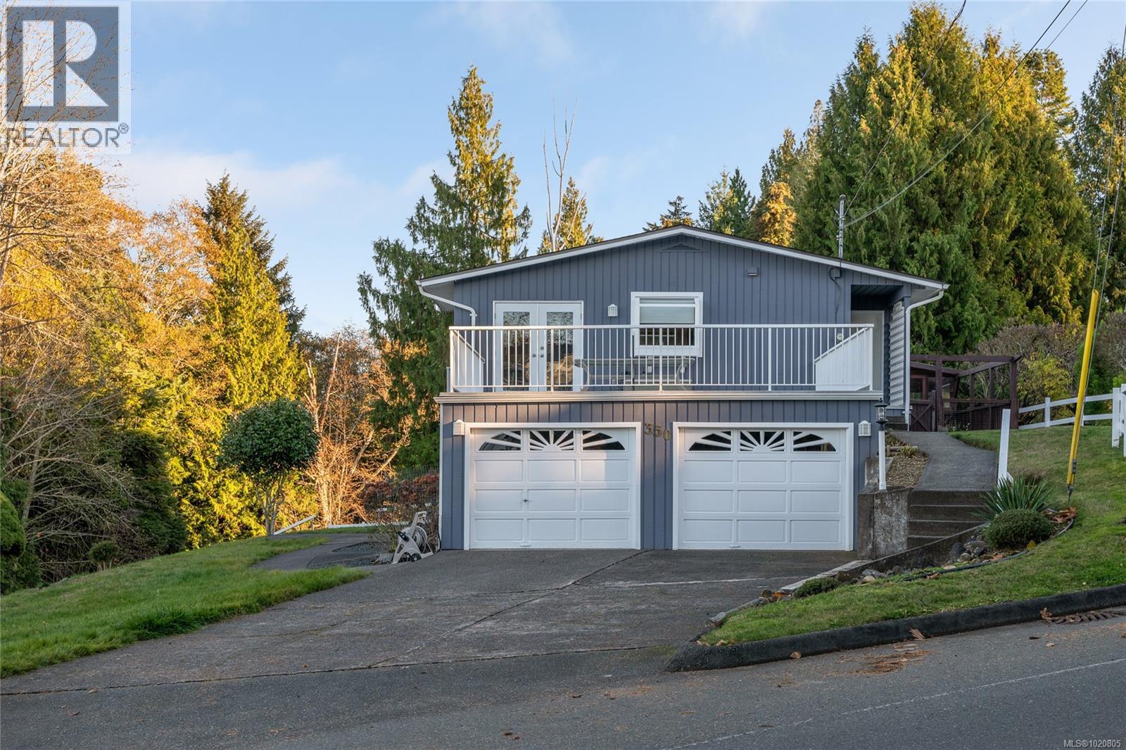 350 Garrett Rd, Qualicum Beach