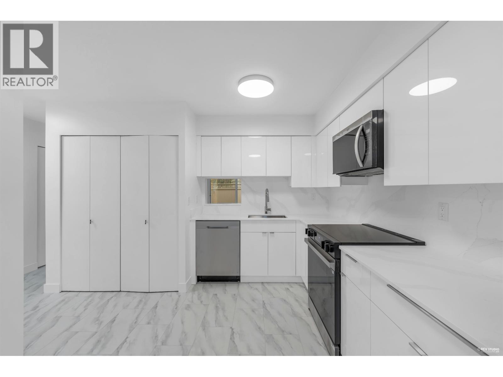 #39-6100 TIFFANY Boulevard, Richmond