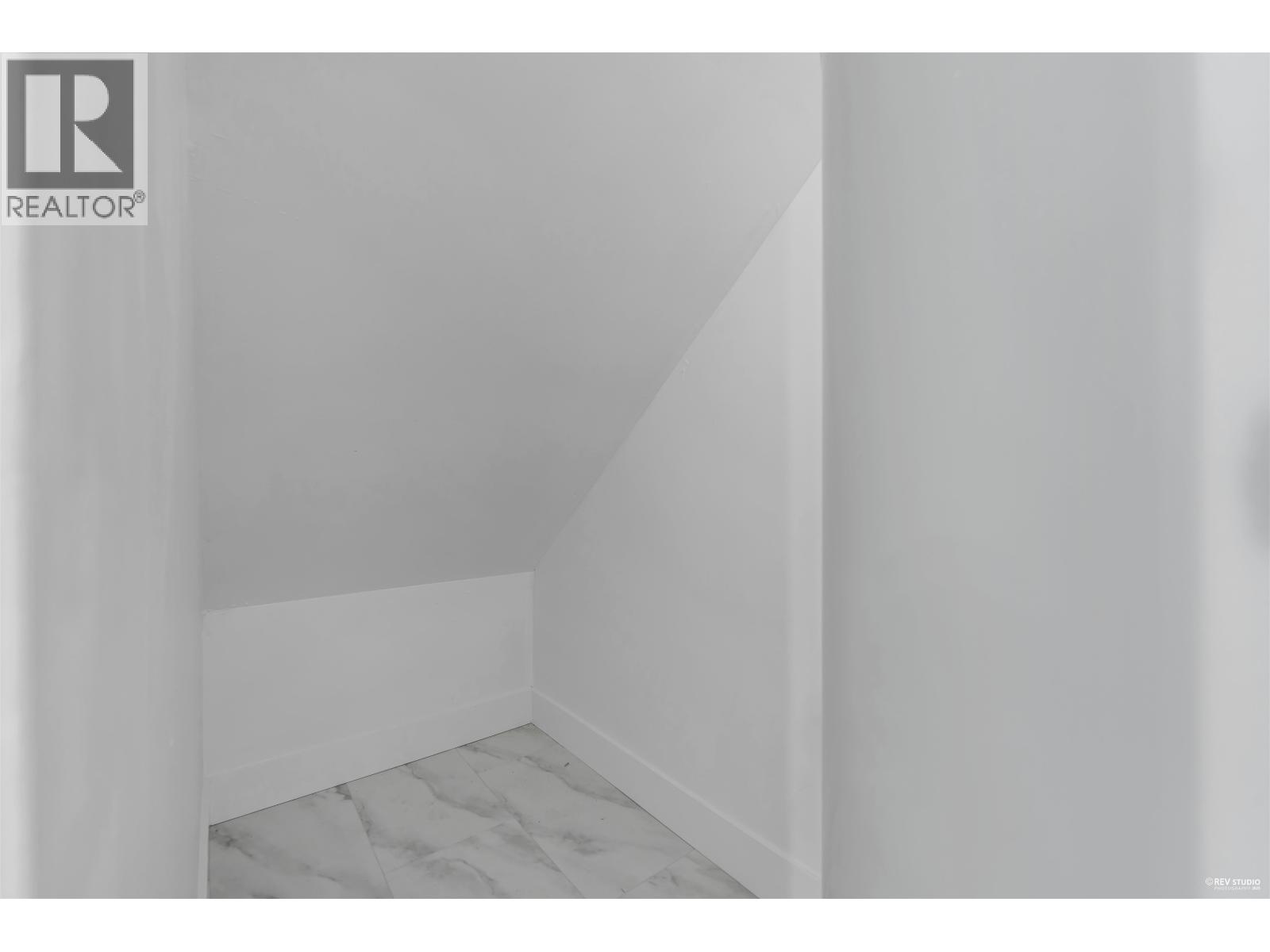 #39-6100 TIFFANY Boulevard, Richmond