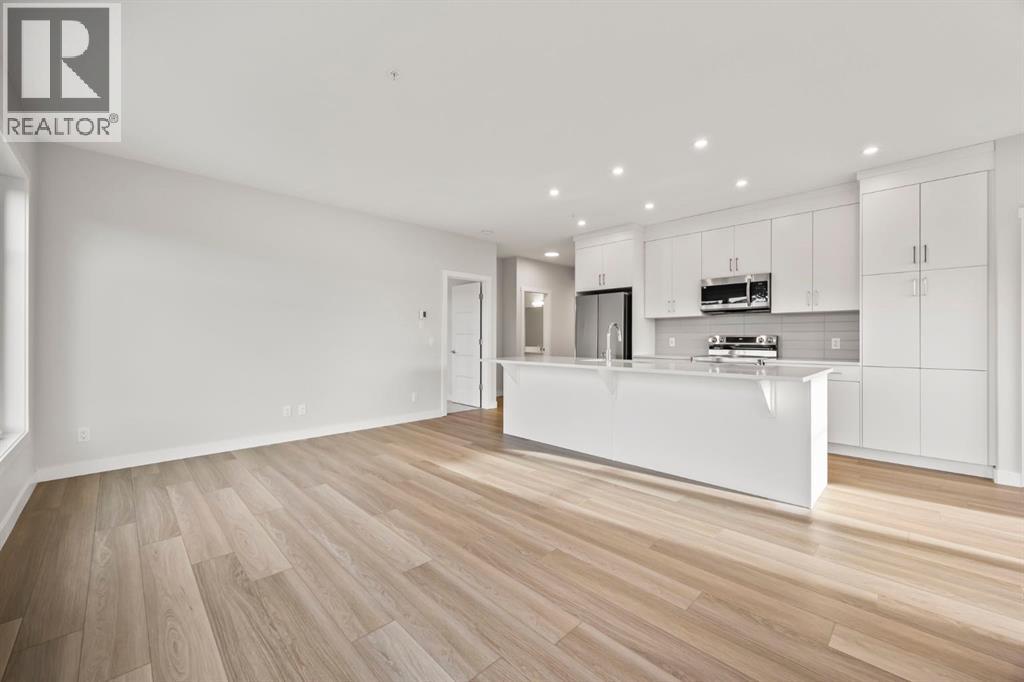 Single Family House for Sale in    Street SW Springbank Hill Calgary 