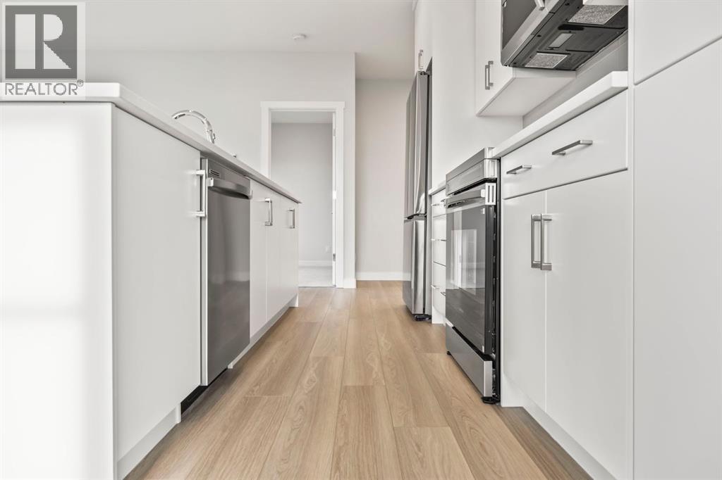 Single Family House for Sale in    Street SW Springbank Hill Calgary 