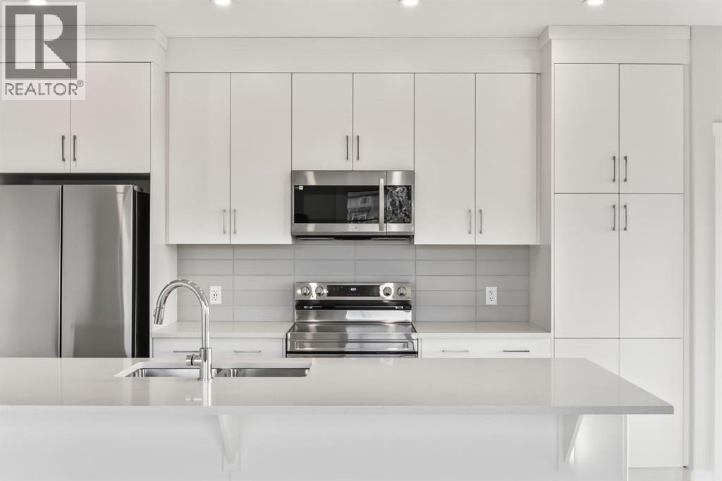 Single Family House for Sale in    Street SW Springbank Hill Calgary 