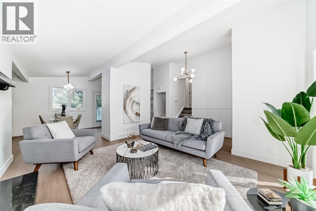 Single Family House 3 Level for Sale in  Glenpatrick Drive SW Glenbrook Calgary 