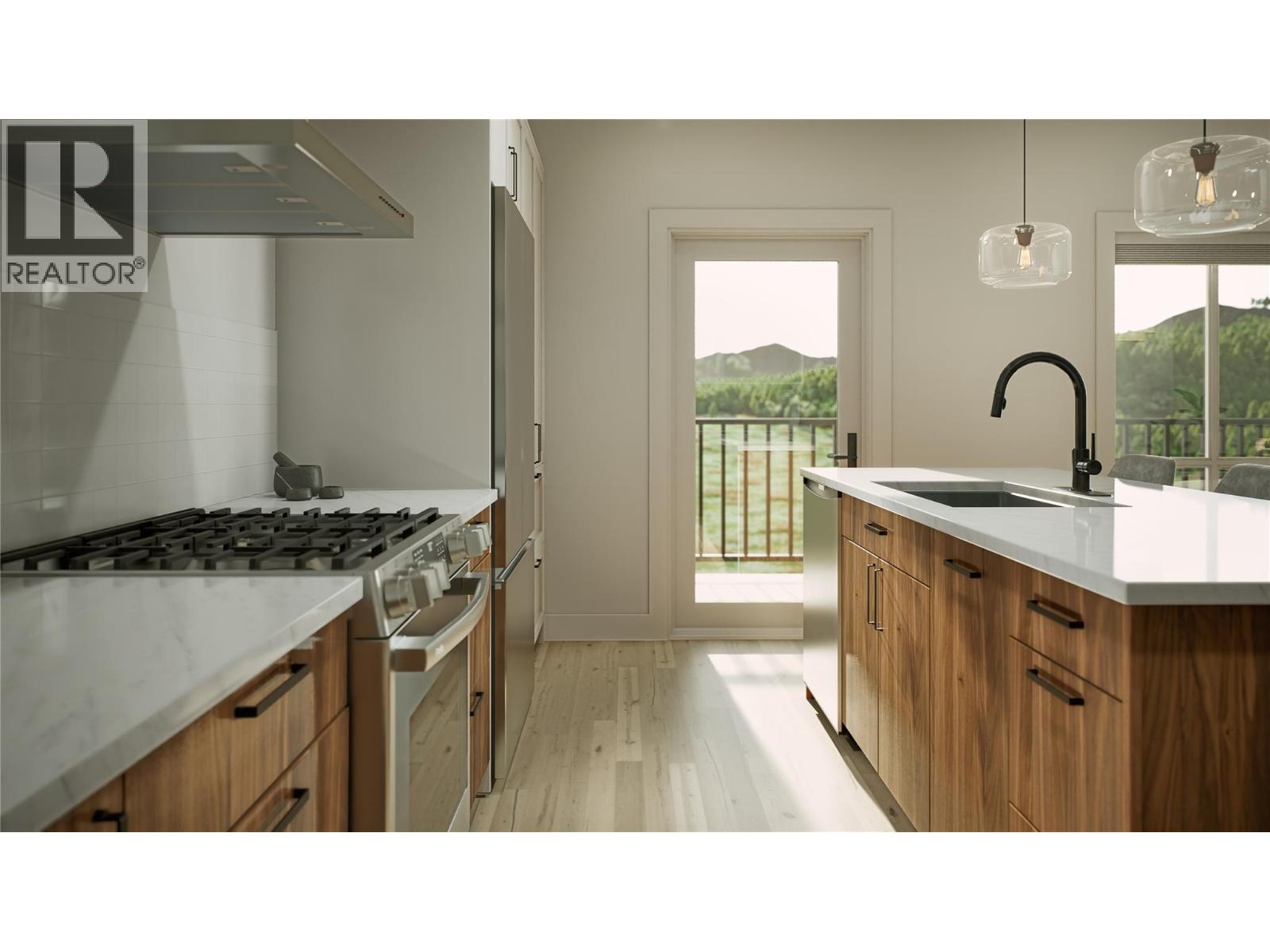 800 Riverside Way Unit# 404, Fernie