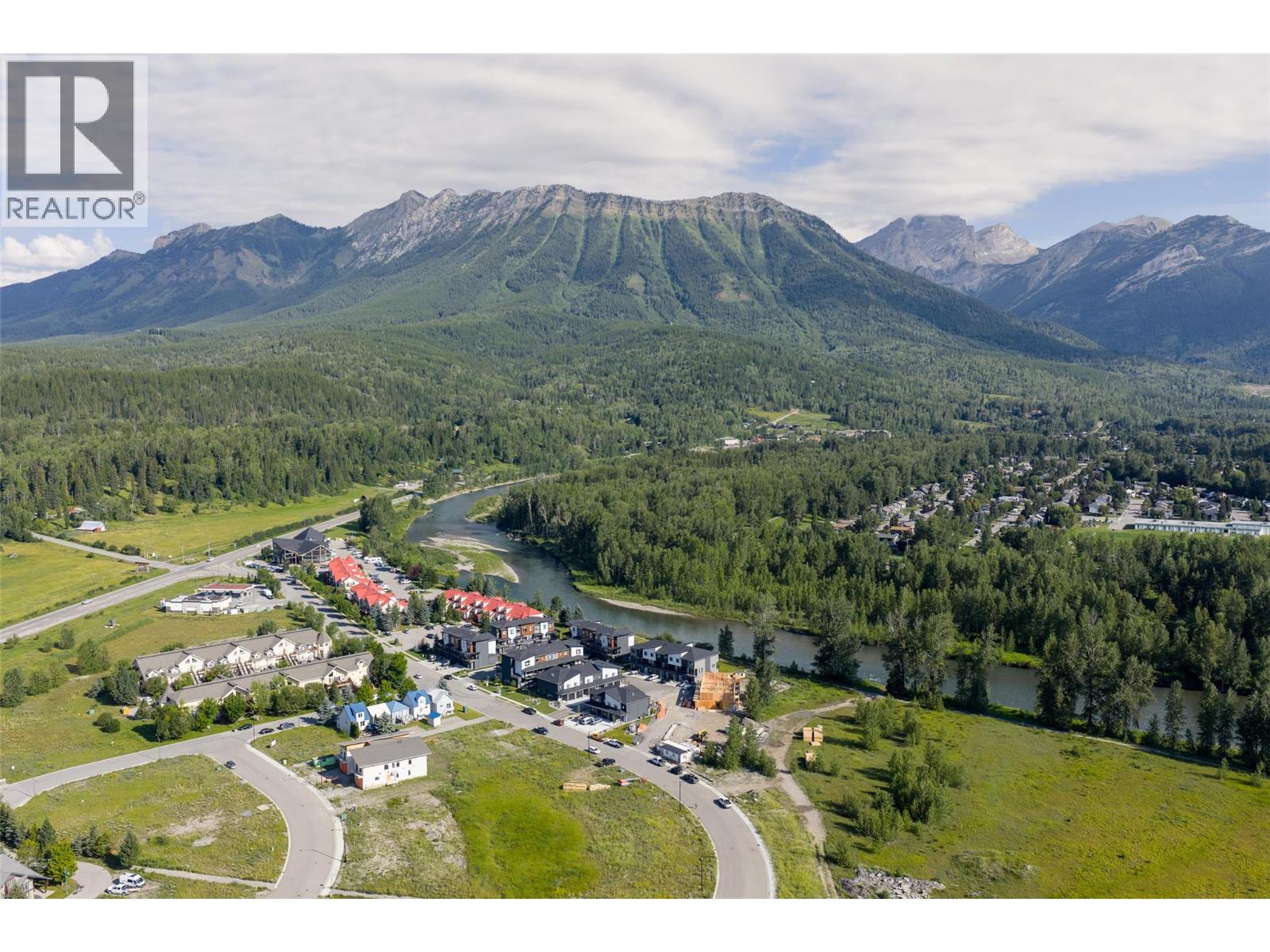 800 Riverside Way Unit# 404, Fernie