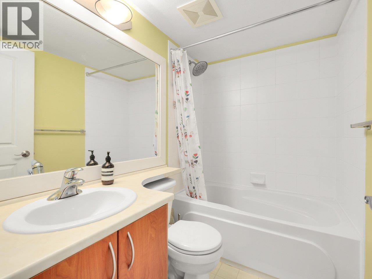 59 6528 DENBIGH AVENUE, Burnaby